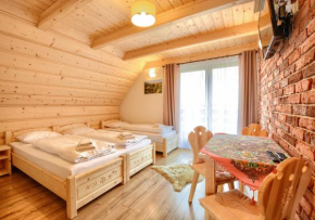 Dom Pod Lipą, Brzegi
